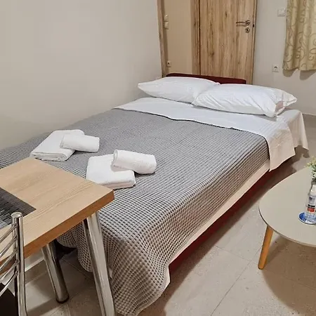 Apartment M&s *